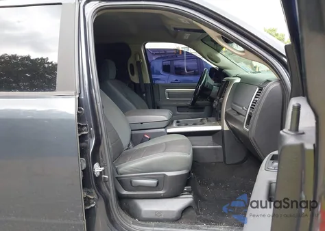 2016 Ram 1500 Big Horn z USA, uszkodzony, nr VIN 3C6RR7LTXGG338515